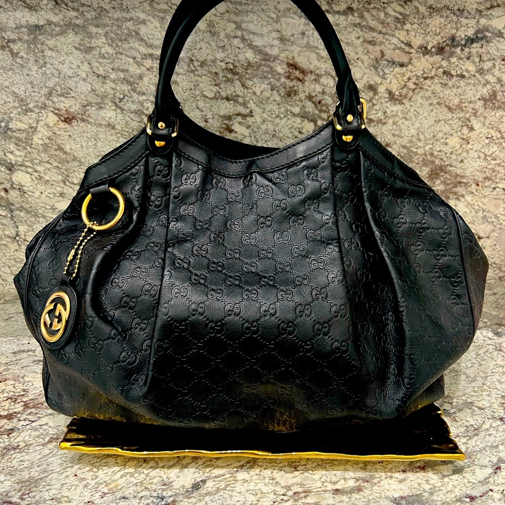 Beautiful XL Guccisima Sukey handbag W/ Gold hardware